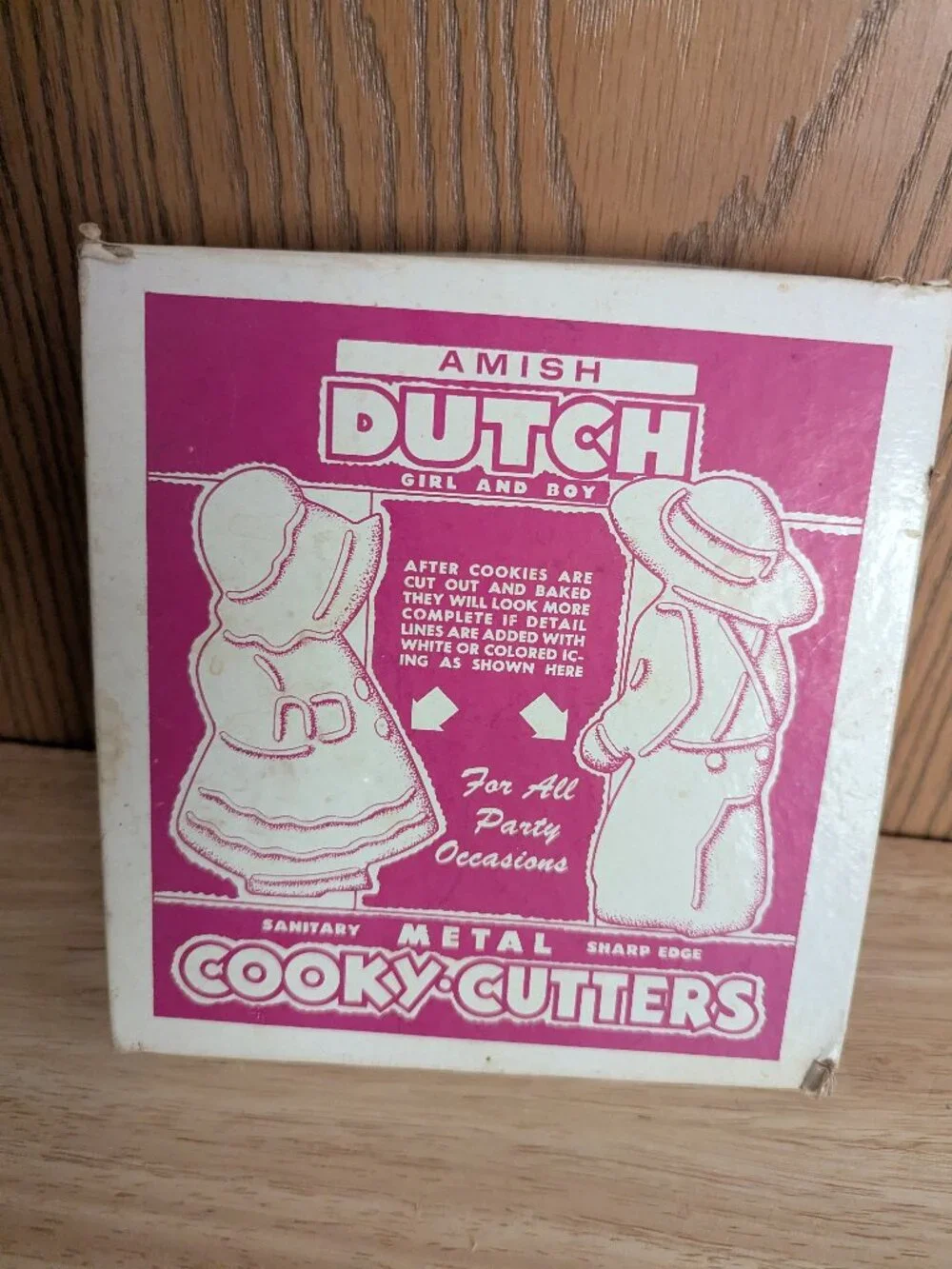 VTG Amish Dutch Girl & Boy Cookie Cutter Set Metal in Original Box